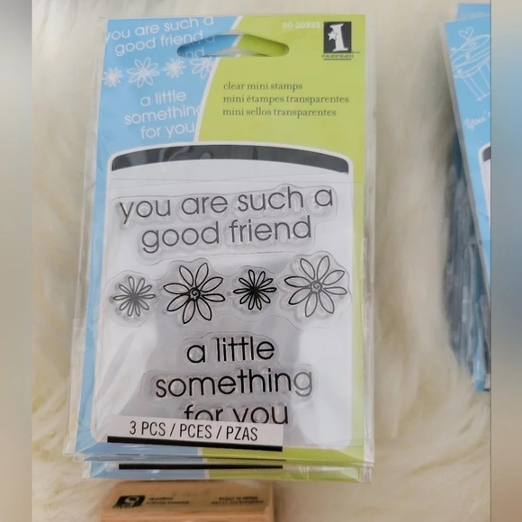 Large Lot of (31) Wood and Silicone Stamps - Picture 6 of 11